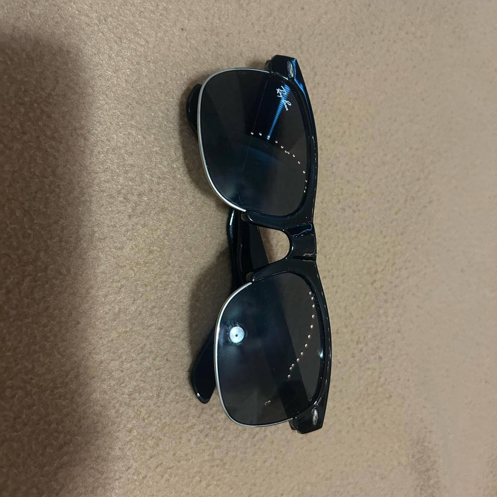 Ray-Ban Classic Black Sunglasses